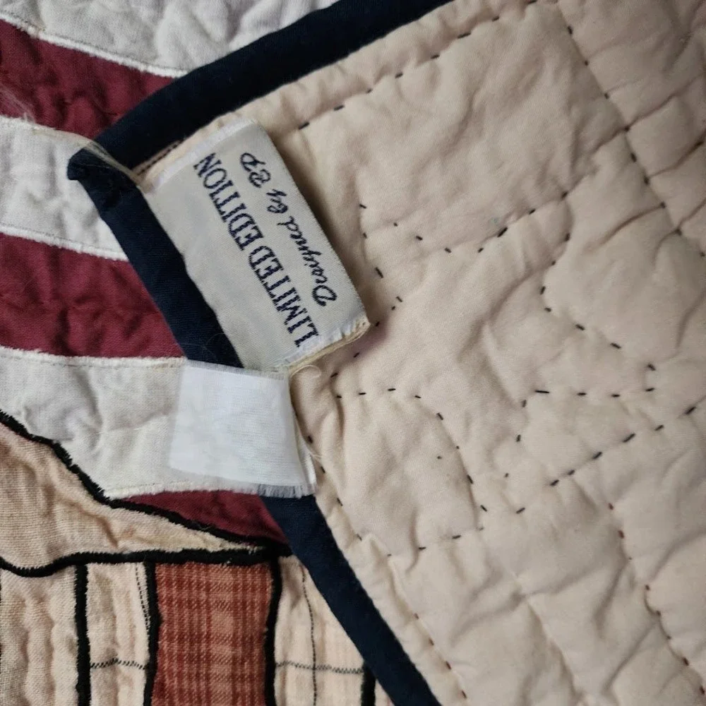 9/11‎ Tribute to Heroes Quilt World Trade Center Patriotic Memorial Wall Hanger